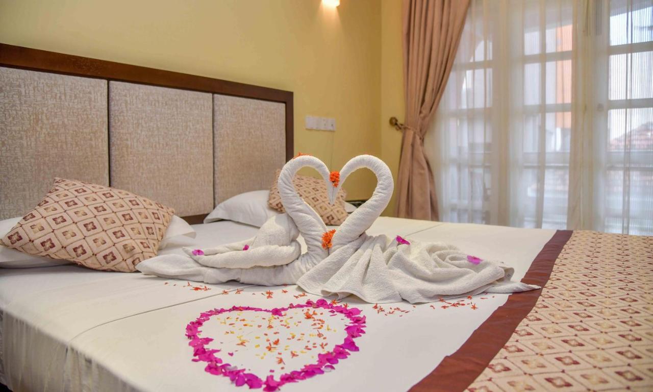 Ceylon Sea Hotel Tangalle Bagian luar foto