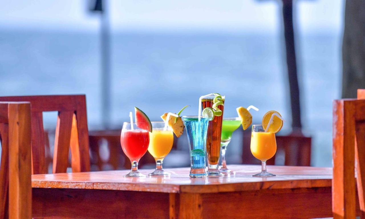 Ceylon Sea Hotel Tangalle Bagian luar foto