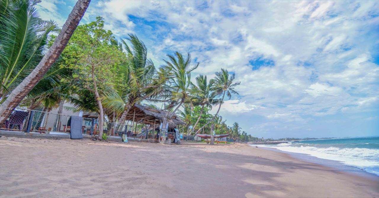 Ceylon Sea Hotel Tangalle Bagian luar foto