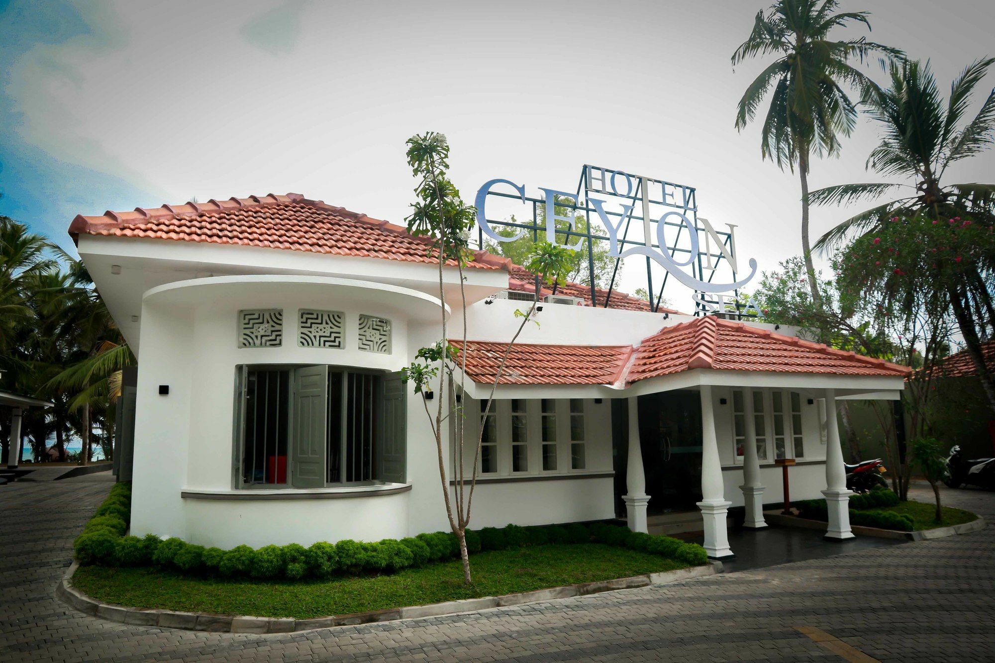 Ceylon Sea Hotel Tangalle Bagian luar foto