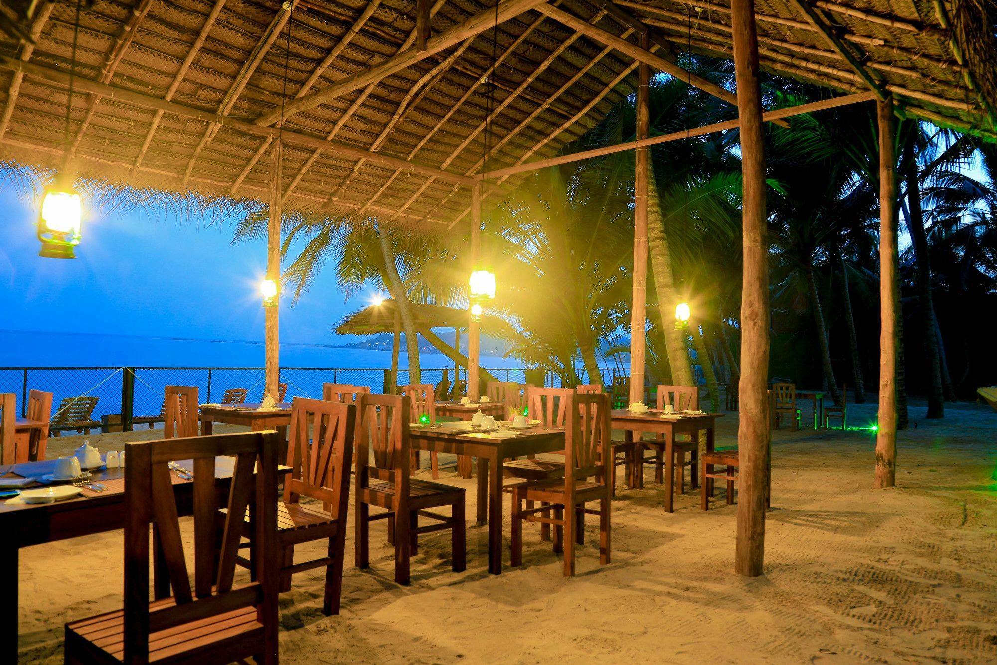 Ceylon Sea Hotel Tangalle Bagian luar foto
